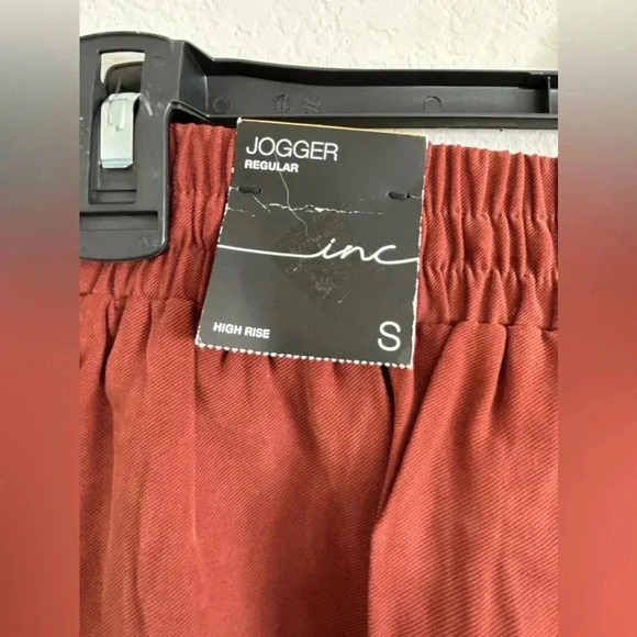 INC International Concepts High Rise Jogger/Cargo pants - Picture 9 of 9